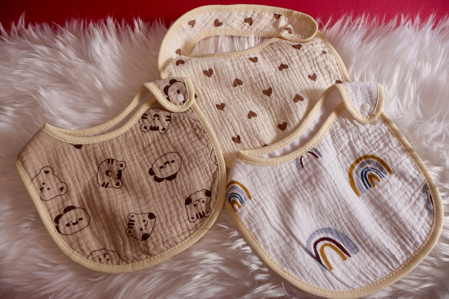 NEW 3 Pack Muslin Bibs