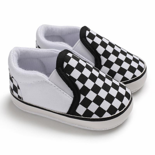 White Checkerboard Pre-Walker Shoes